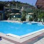 Villaggio Cupra Aparthotel