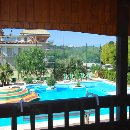 Villaggio Cupra كوبرا ماريتيما