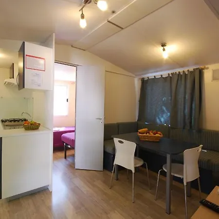 公寓式酒店 维拉吉欧菲尔德库普拉酒店 滨海库普拉