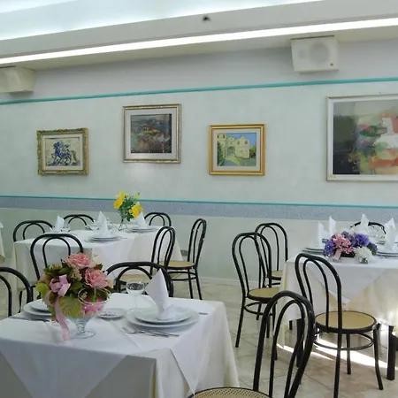 公寓式酒店 维拉吉欧菲尔德库普拉酒店 滨海库普拉