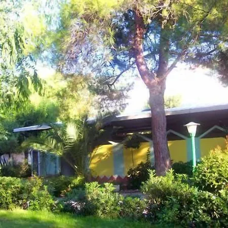 Ξενοδοχείο με διαμερίσματα Villaggio Cupra Cupra Marittima