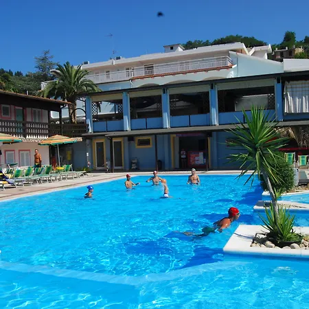 Villaggio Cupra 4* Купра-Мариттима