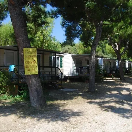 Ξενοδοχείο με διαμερίσματα Villaggio Cupra Cupra Marittima